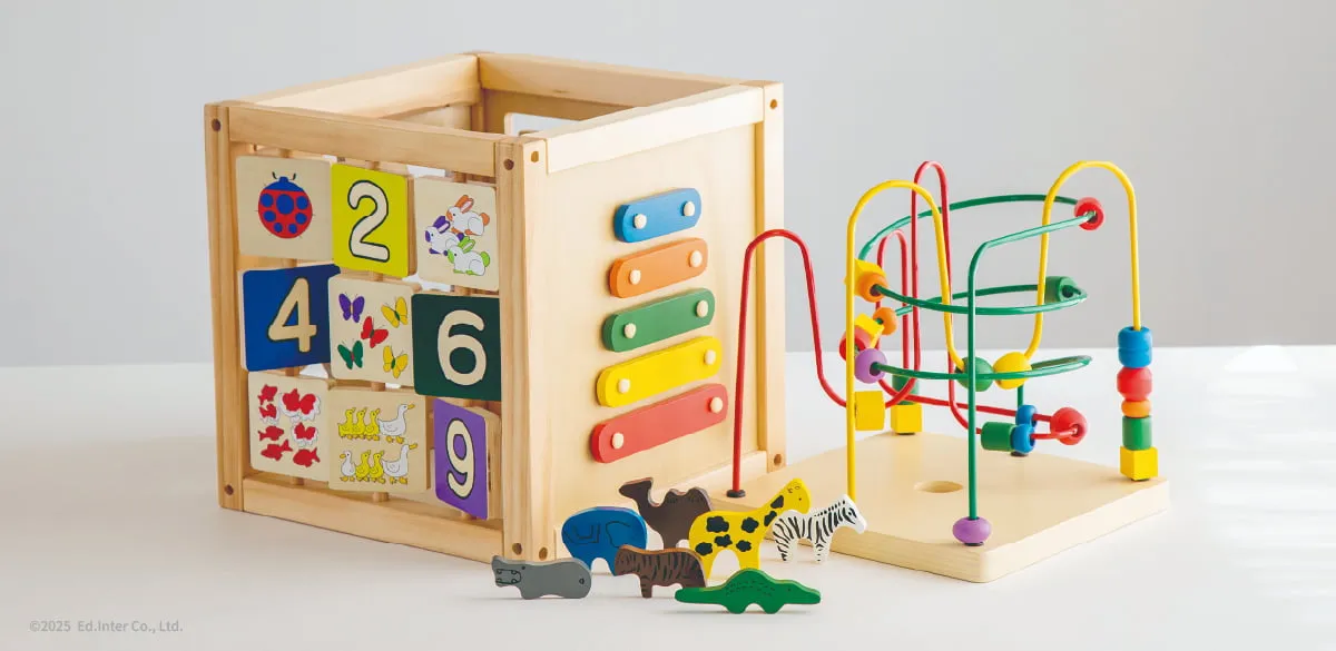 シロフォンや迷路あそび、型はめなど指先を使う5種類の遊びが詰まった木のおもちゃ │GENI（ジェニ）森のあそび箱