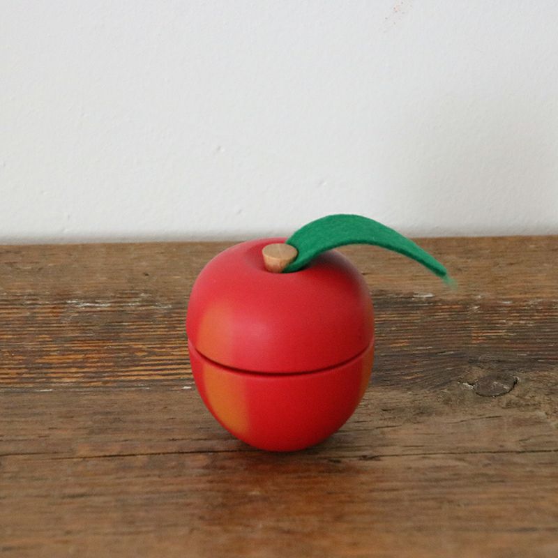 もぎたて　りんご